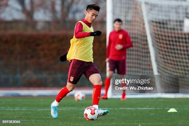 Players of China attend a training session during the 2017 EAFF E-1 Football Championship Final round on December 10, 2017 in Tokyo, Japan.