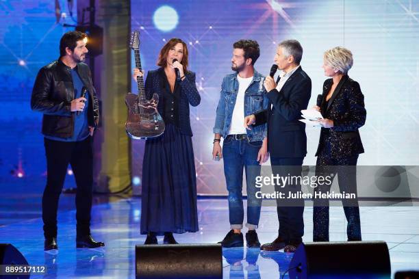 Patrick Fiori, Zazie, Claudio Capeo, Nagui and Sophie Davant perform on stage during the 31st France Television Telethon at Pavillon Baltard on...