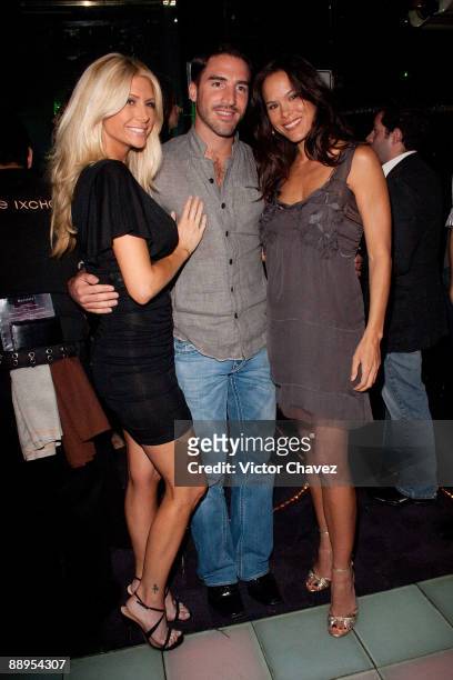 Actress Brande Roderick, Tono De La Vega and actress Stacy Kamano attend a party at LOVE Ixchel on July 8, 2009 in Mexico City, Mexico.