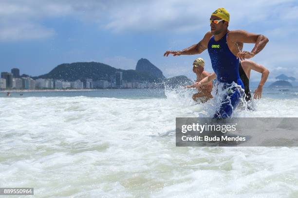 Fernando Ponte of Brazil in action on the course at Copacabana Beach during the Rei e Rainha do Mar 2017 on December 10, 2017 in Rio de Janeiro,...