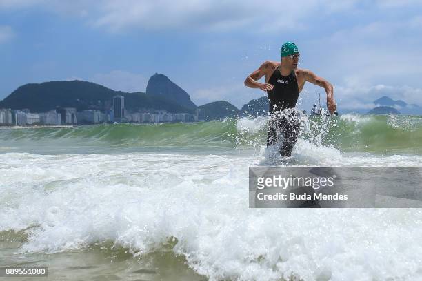 Leonardo de Deus of Brazil in action on the course at Copacabana Beach during the Rei e Rainha do Mar 2017 on December 10, 2017 in Rio de Janeiro,...