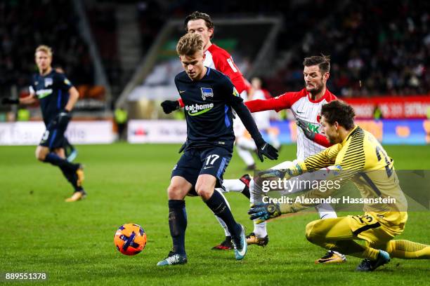 Maximilian Mittelstadt of Hertha Berlin , Michael Gregoritsch of Augsburg, Marcel Heller of Augsburg and Rune Almenning Jarstein of Hertha Berlin...