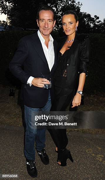 Robert Hanson and Masha Markova attend the Serpentine Gallery Summer Party, at The Serpentine Gallery on July 9, 2009 in London, England.