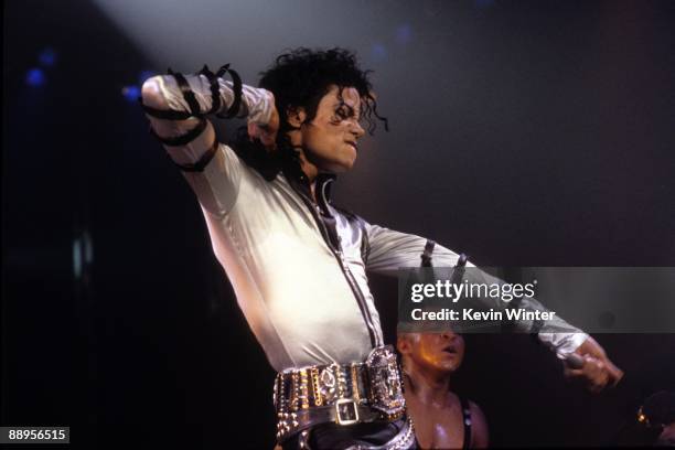 Michael Jackson 1989 Photos and Premium High Res Pictures - Getty Images