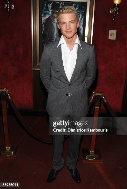 Actor Freddie Stroma attends the "Harry Potter and the Half-Blood Prince" premiere at Ziegfeld Theatre on July 9, 2009 in New York City.