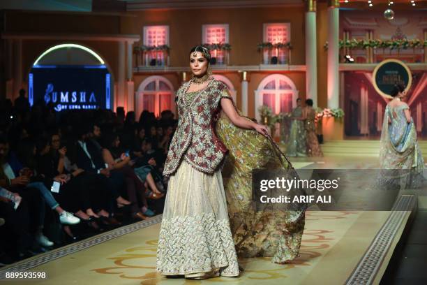 Babar Model Babar Ali Photos and Premium High Res Pictures - Getty Images