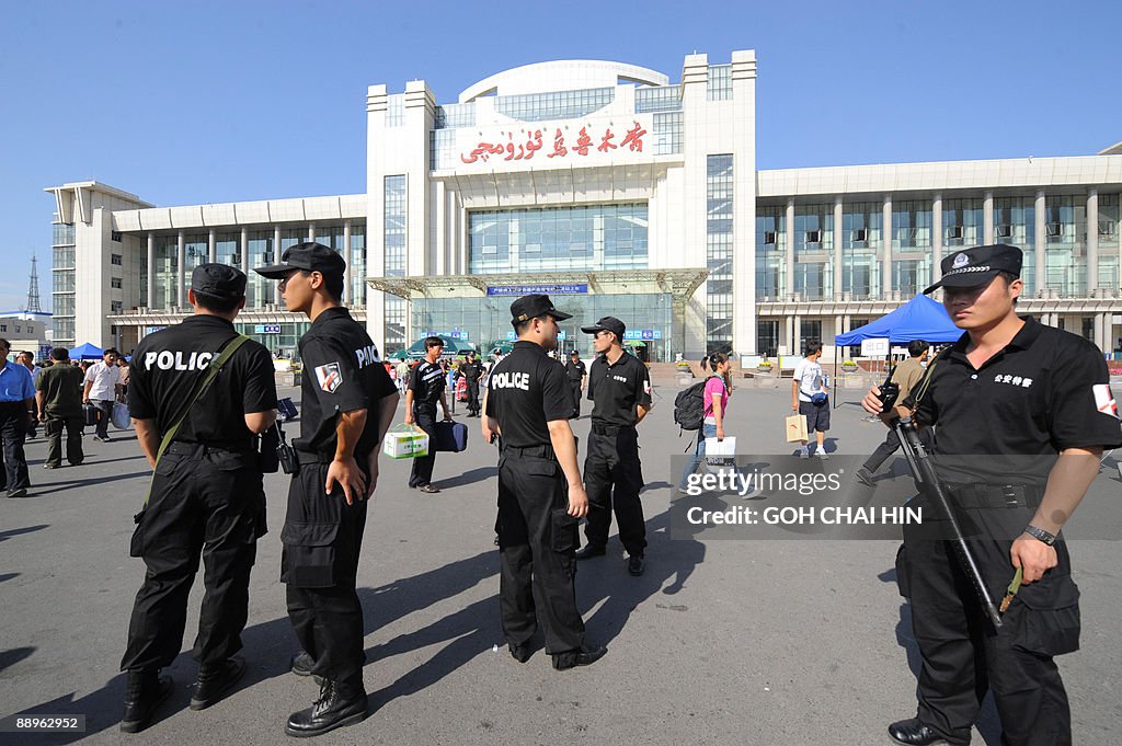 Chinese police maintain security as pass