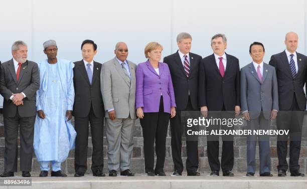 Government leaders Brazilian President Luiz Inacio Lula da Silva, Nigerian President Usman Musa Yar'Adua, South Korean President Lee Myung-bak, South...