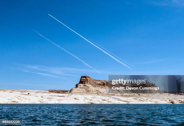 lone rock canyon, lake powell, utah - u.s. department of the interior stock pictures, royalty-free photos & images