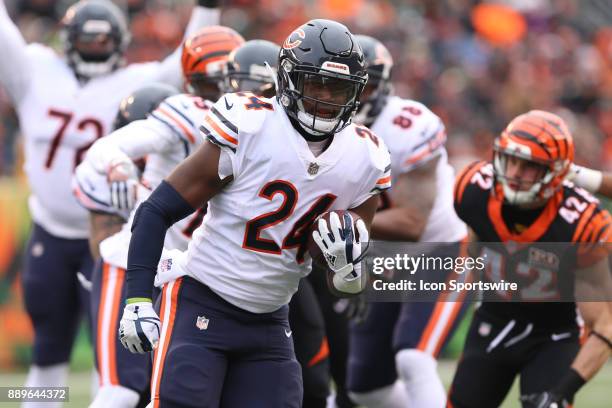 Chicago Bears running back Jordan Howard scores a touchdown during the game against the Chicago Bears and the Cincinnati Bengals on December 10th,...