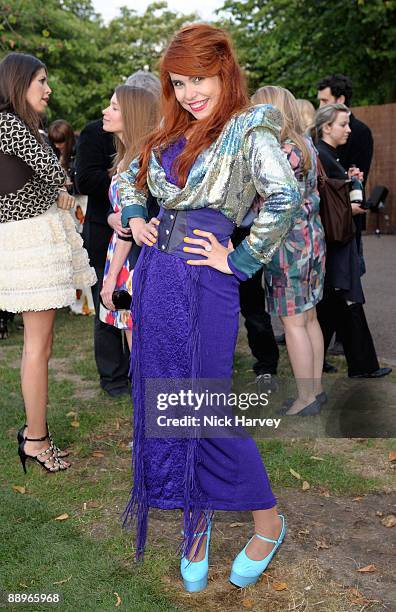 Singer Singer Paloma Faith attends the annual Summer Party at the Serpentine Gallery on July 9, 2009 in London, England.