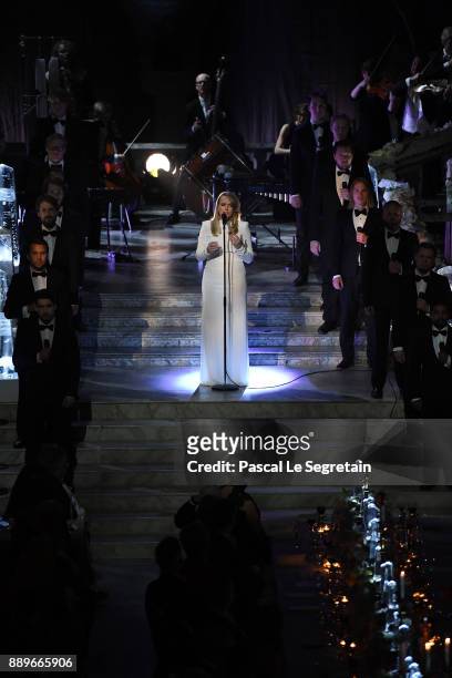 Singer Ane Brun performs during the Nobel Prize Banquet 2017 at City Hall on December 10, 2017 in Stockholm, Sweden.