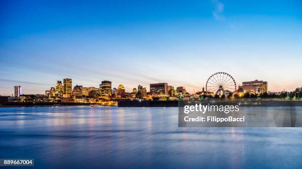 montreal skyline i solnedgången - montreal bildbanksfoton och bilder