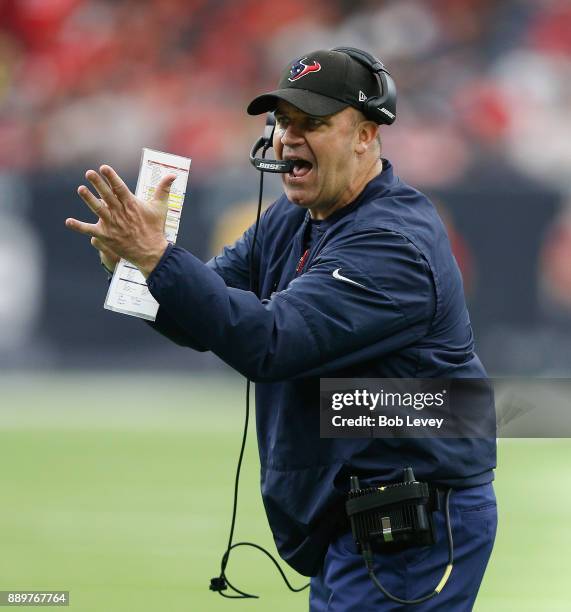 Head coach Bill O'Brien of the Houston Texans calls a timeout in the fourth quarter against the San Francisco 49ers at NRG Stadium on December 10,...