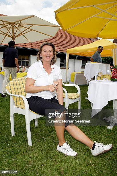 Simone Carrell attends the 'Kaiser Cup 2009' golf tournament at the Hartl Golf-Resort on July 11, 2009 in Bad Griesbach, Germany.