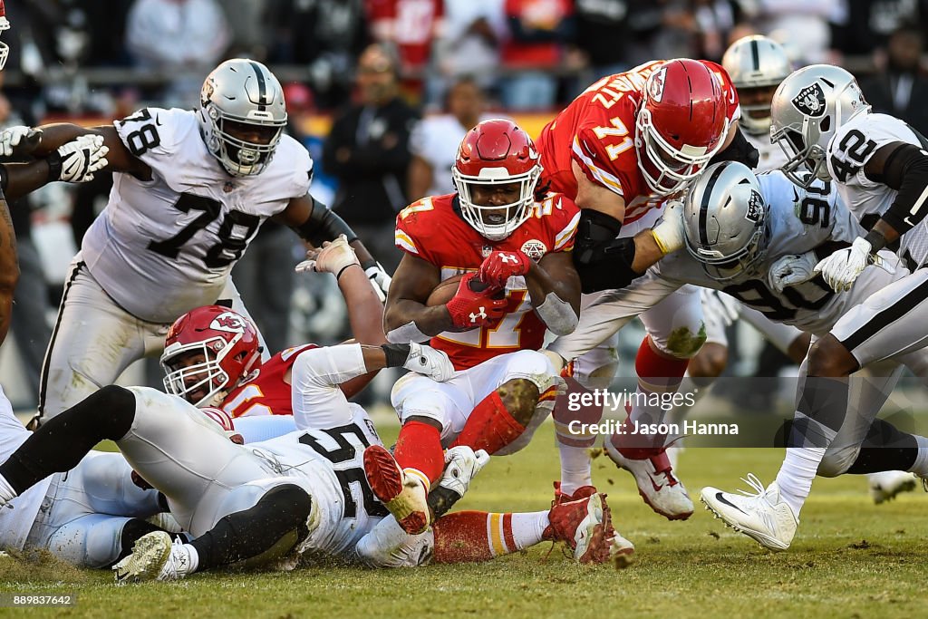 Oakland Raiders v Kansas City Chief