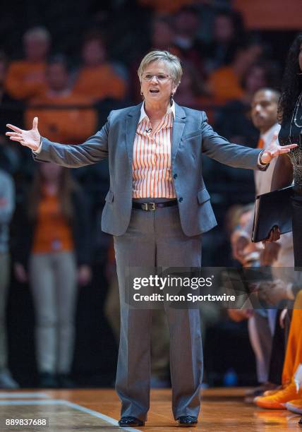 Tennessee Lady Volunteers head coach Holly Warlick coaching during a game between the Texas Longhorns and Tennessee Lady Volunteers on December 10 at...