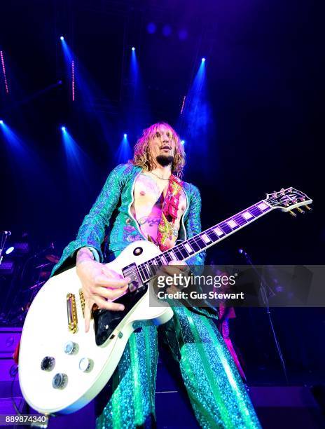 Justin Hawkins of The Darkness performs on stage at the Eventim Apollo on December 10, 2017 in London, England.