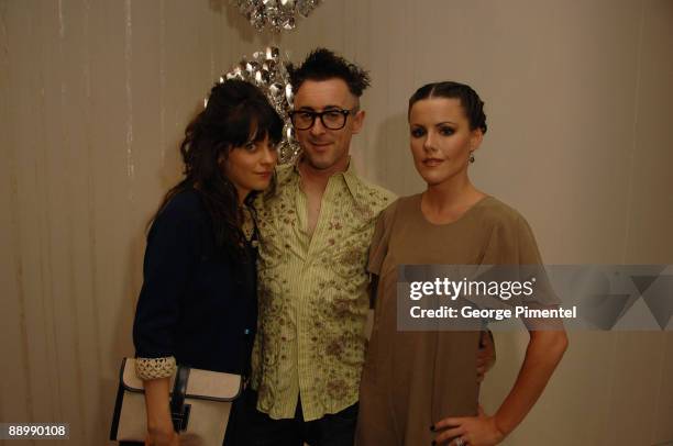 Zooey Deschanel , Alan Cumming and Kathleen Robertson