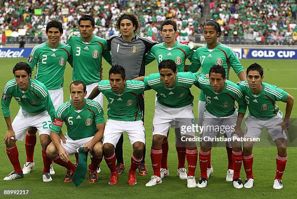 Mexico poses for a team photo before the 2009 CONCACAF Gold Cup competition at University of Phoenix Stadium on July 12, 2009 in Glendale, Arizona....