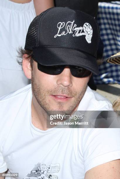 Actor Stephen Dorff attends the Lia Sophia Clam Bake on July 11, 2009 in Malibu, California.
