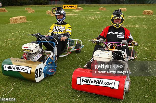 Ashes legends Phil 'Tuffers' Tufnell of England and Jason 'Dizzy' Gillespie of Australia wait on the start line before the Betfair Lawnmower...