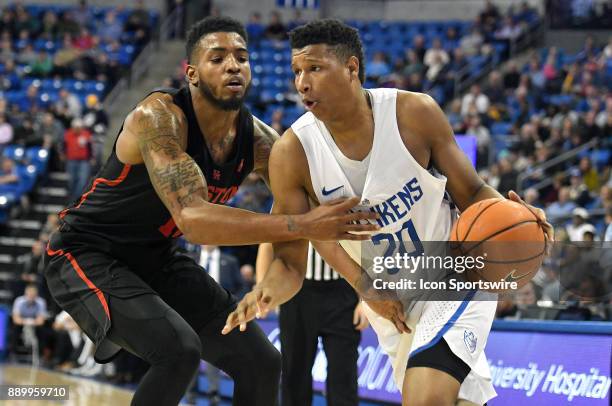 Devin Forward Keith Davis Photos Photos and Premium High Res Pictures - Getty Images