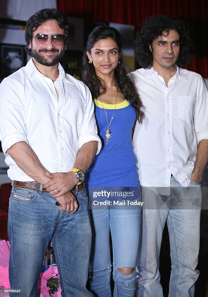 Deepika Padukone Love Aaj Kal Hotstar Saif Ali Khan, Deepika