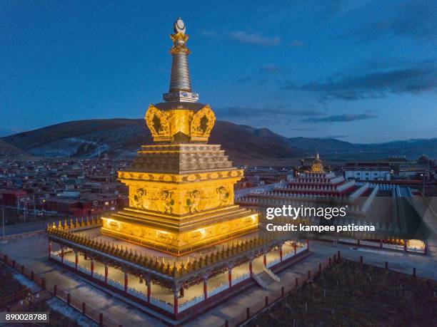 stupas in tibetan yarchen gar monastery in sichuan, china - nepal drone stock pictures, royalty-free photos & images
