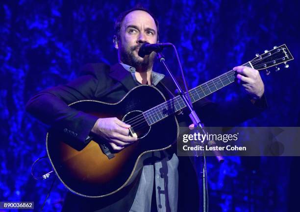 Dave Matthews performs onstage during Stevie's 21st Annual House Full of Toys Benefit Concert at Staples Center on December 10, 2017 in Los Angeles,...