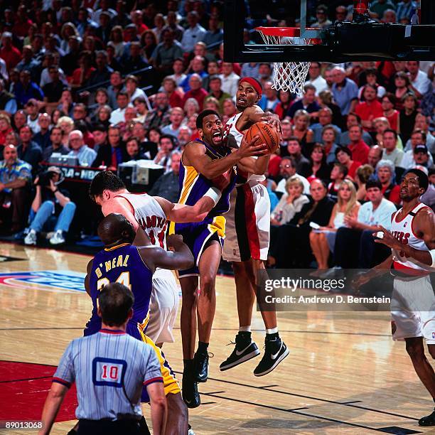 Sabonis Rasheed Rasheed Wallace 2000 Photos and Premium High Res Pictures - Getty Images