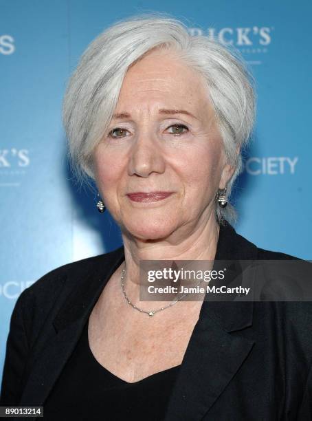 Actress Olympia Dukakis attends a screening of "In The Loop" hosted by The Cinema Society at IFC Center on July 13, 2009 in New York City.