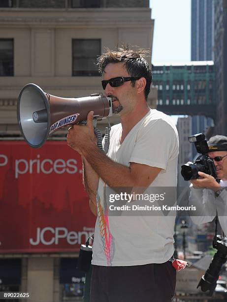 David Arquette launches the Snickers "Bar Hunger" Campaign atop Madison Square Garden on July 14, 2009 in New York City.