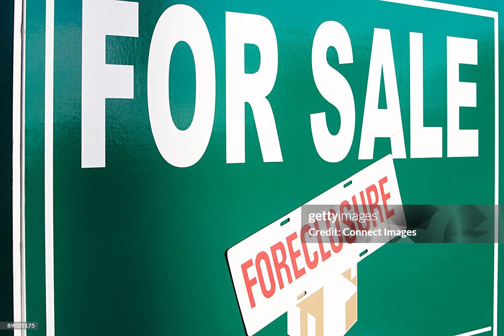 Foreclosure sign