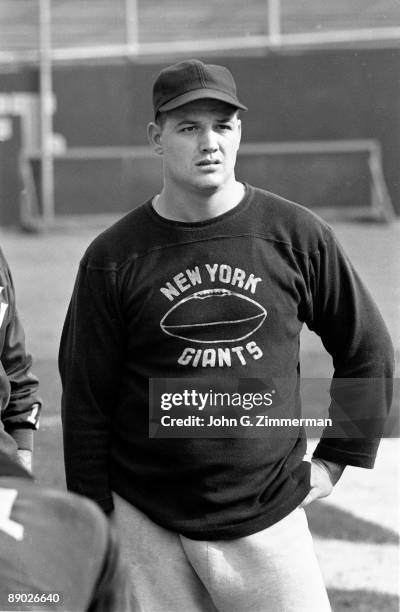 Sam Uff 131 New York Giants Sam Huff Photos & High Res Pictures - Getty Images