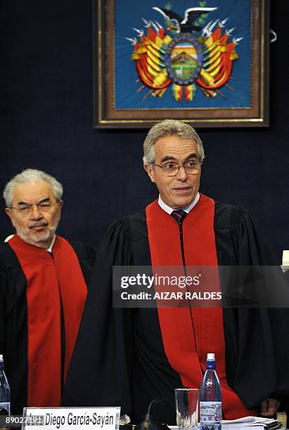 The Inter American Court of Human Rights judges Diego Garcia Sayan and Sergio Garcia Ramirez get ready on July 14, 2009 in La Paz, before the start...