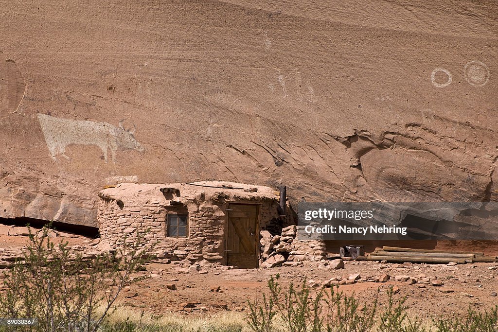 Standing Cow Ruin Canyon de Chelly