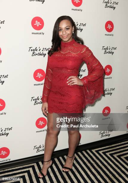 Actress Nia Sioux attends Teala Dunn's 21st Birthday Party on December 10, 2017 in Los Angeles, California.