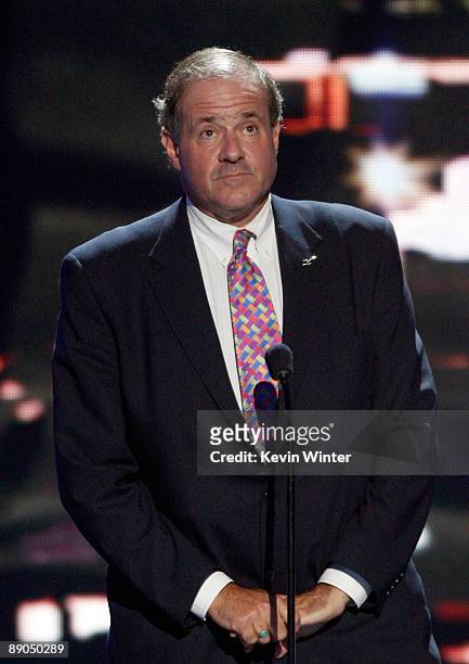 Chris Berman of ESPN presents the Jimmy V award onstage during the 2009 ESPY Awards held at Nokia Theatre LA Live on July 15, 2009 in Los Angeles,...