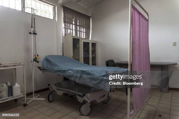 An empty hospital bed stands in a room at a women's public hospital in Barcelona, Venezuela, on Tuesday, Aug. 22, 2017. The ruling party's landslide...