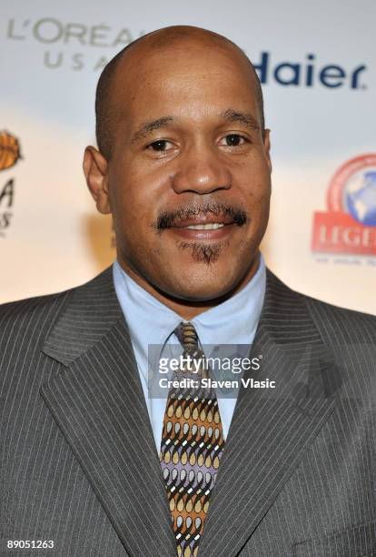 Former NBA player Bo Kimble attends the Legends & Legacy: A Salute To 100 Years of Change at Gotham Hall on July 15, 2009 in New York City.