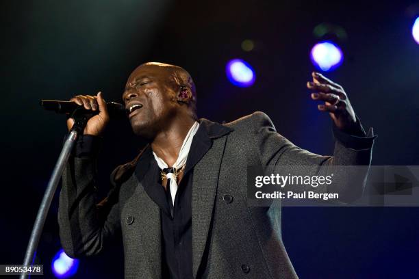 Seal performs on stage on the last day of the North Sea Jazz Festival on July 12, 2009 in Rotterdam, Netherlands.
