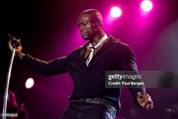 Seal performs on stage on the last day of the North Sea Jazz Festival on July 12, 2009 in Rotterdam, Netherlands.