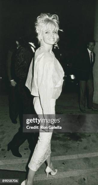 Actress Teri Copley attending 28th Annual Grammy Awards on February 25, 1986 at the Shrine Auditorium in Los Angeles, California.