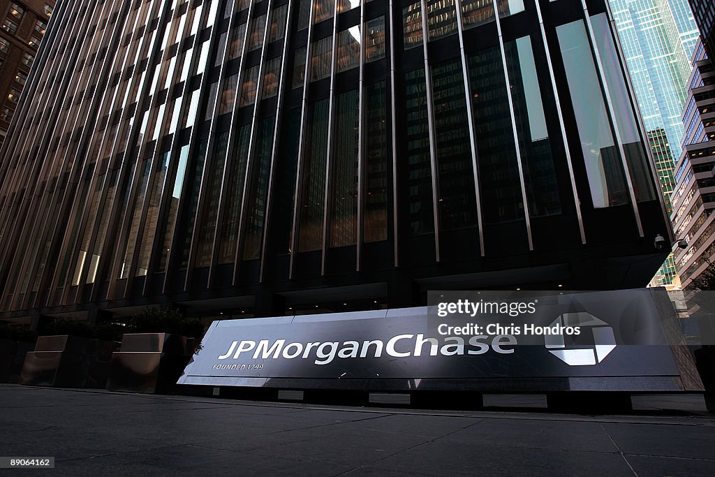 FILE PHOTO: JP Morgan Chase Posts 36 Percent Increase In Q2 ProfitsBear Stearns