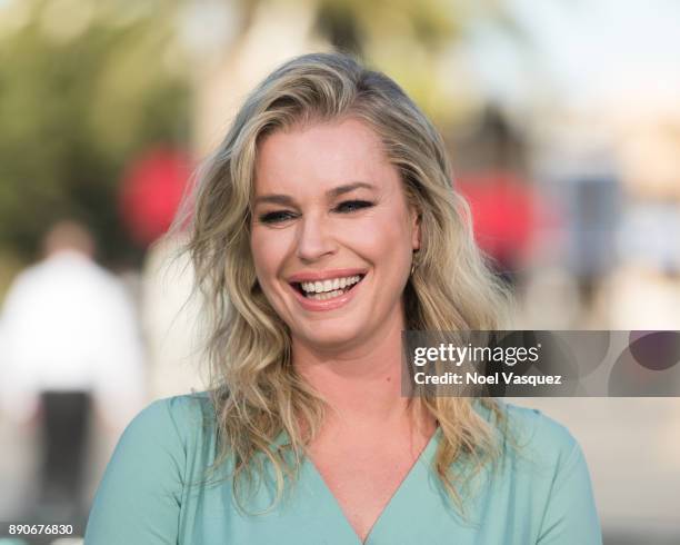 Rebecca Romijn visits "Extra" at Universal Studios Hollywood on December 11, 2017 in Universal City, California.