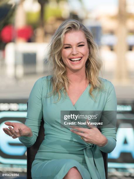 Rebecca Romijn visits "Extra" at Universal Studios Hollywood on December 11, 2017 in Universal City, California.