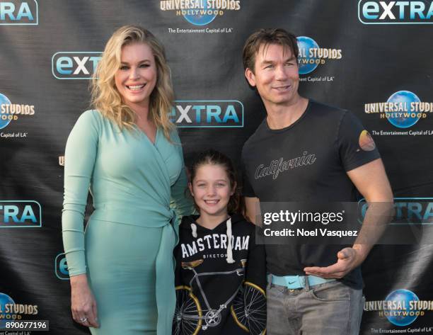 Rebecca Romijn, Charlie Tamara Tulip O'Connell and Jerry O'Connell visit "Extra" at Universal Studios Hollywood on December 11, 2017 in Universal...