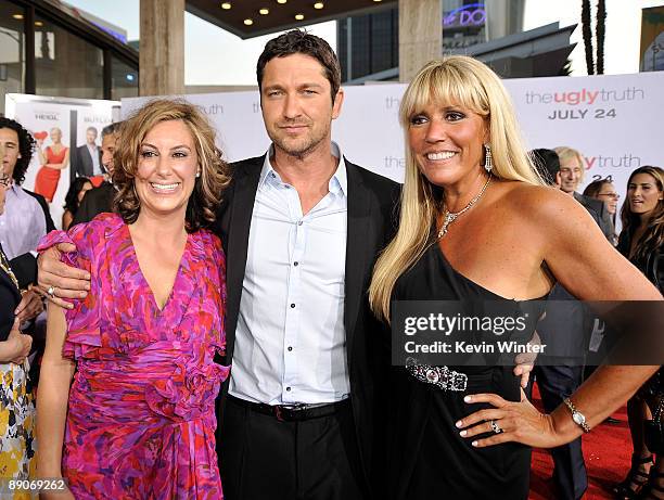 Writer Karen McCullah Lutz, actor Gerard Butler, and writer Kristen Smith arrive at the premiere of Columbia Pictures' "The Ugly Truth" held at...