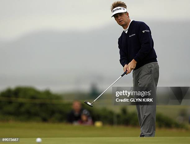 Golfer David Toms putts on the 2nd green on the second day of the 138th British Open Championship at Turnberry Golf Course in south west Scotland, on...